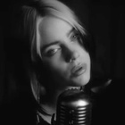 Billie Eilish chante "No Time To Die" pour 007