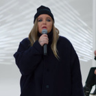 Tones and I est "Lonely" dans son clip