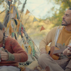 Flo Delavega optimiste dans son nouveau clip
