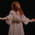 Zaz s'apaise dans le clip "Tout là-haut"
