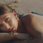 Eva vit un "Amour impur" dans son nouveau clip