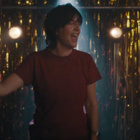 Texas à la danse dans le clip "Keep On Talking"