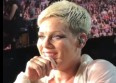 Pink surprise par une fan en plein concert !