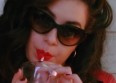 Charli XCX ado rebelle dans le clip "Breaking Up"
