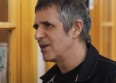 Julien Clerc retourne à l'école dans son clip