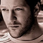Matt Cardle à la poursuite d'une jolie rousse