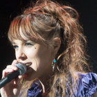 Zaz sort du silence et répond aux critiques