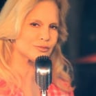 Sylvie Vartan dans le clip "I Like It, I Love It"