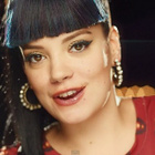 Lily Allen dévoile son nouveau clip