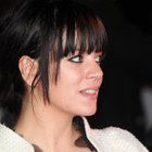 Tops UK : Lily Allen en tête, Beyoncé cartonne