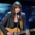 C. Bruni chante sa "Little French Song" aux US