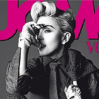 Madonna exhibe ses seins pour "Vogue"