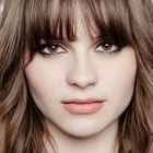 Gabrielle Aplin de retour avec "Light Up the Dark"