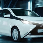 Musique de pub Toyota Aygo : qui chante ?