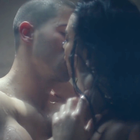 Nick Jonas : torride dans "Under You"