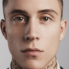 Loic Nottet impressionne avec "Mud Blood"