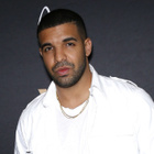 Drake dévoile "Signs" au défilé Louis Vuitton