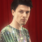 James Bay sort les guitares sur "Pink Lemonade"