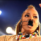 Janet Jackson enflamme les Billboard : regardez !