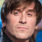 Thomas Dutronc balance sur les Enfoirés