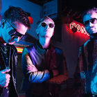 Muse enchaîne avec "Get Up and Fight"