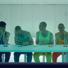 Lauv se transforme en "Sims"