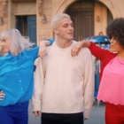 Lauv : le clip de "Tattoos Together"