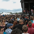 Covid-19 : les festivals debout autorisés