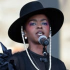 Lauryn Hill en retard ? Elle répond en chanson !