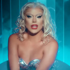 Nicky Doll réclame notre "Attention"