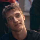 Aliocha Schneider touche avec "Ensemble"