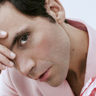 Mika signe un retour pop avec "C'est la Vie"