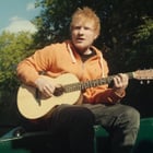 Ed Sheeran surprend une joggeuse à Londres