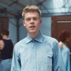 Charles (Star Academy) se met à la danse dans son clip