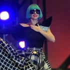 Tops UK : Lady Gaga de nouveau en tête