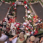 Elvis Presley : 34 ans déjà, les fans n'oublient pas