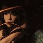 Carly Rae Jepsen : "Curiosity", le clip inédit !