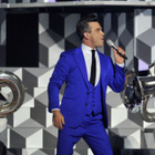 Robbie Williams dévoile l'inédit "The Brits 2013" !