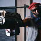 Major Lazer en chair et en os dans "Scare Me"