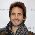 Mickaël Miro chante "Le temps des sourires"