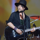 Indochine : le single "Le fond de l'air est rouge"
