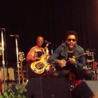 Lenny Kravitz dévoile son sexe en concert