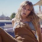 Tove Lo joue les femmes fatales dans "Cool Girl"