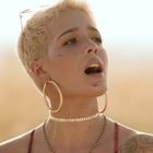 Halsey lance le clip de "Bad At Love"