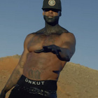 Booba dans le désert pour "Friday"