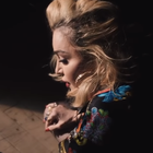 Madonna s'associe à Swae Lee sur "Crave"