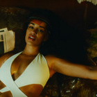 Jorja Smith : le clip "Be Honest" avec Burna Boy