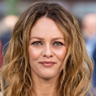 Vanessa Paradis travaille sur des chansons