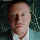Macklemore de retour avec un clip délirant