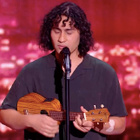 LFAUIT : Alessandro touche avec son ukulélé